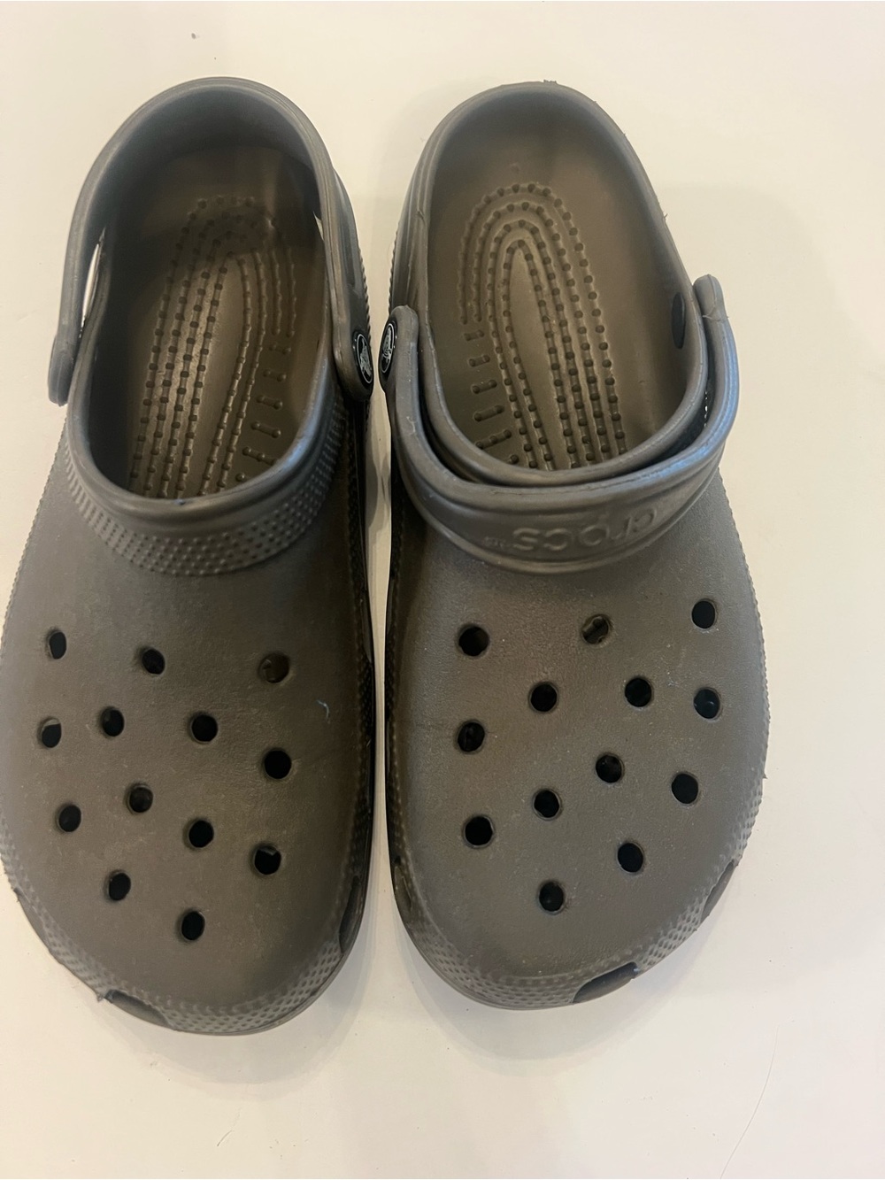 CROCS Classic Clog in Olive Green
